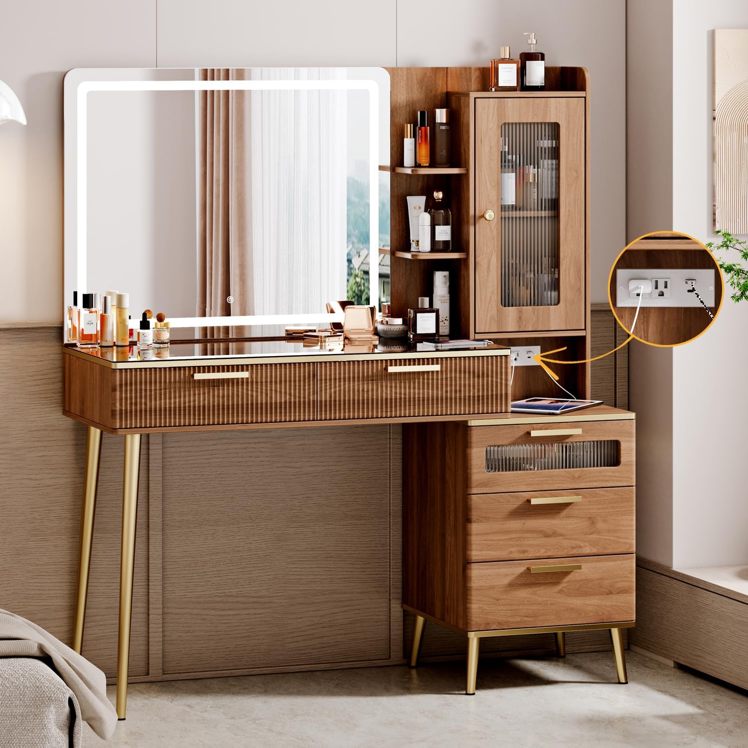 Desk Charging Station - โต๊ะเครื่องแป้งในห้องนอน สีน้ำตาล ทำจากไม้ พร้อมกระจกมีไฟ HD ลิ้นชัก